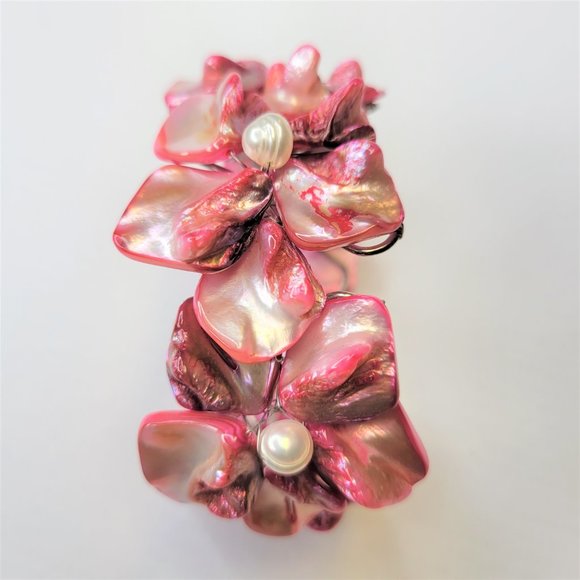 Pink Cuff Bangle with Shell and Pearls Adjustable Bracelet - NEW - Picture 9 of 11